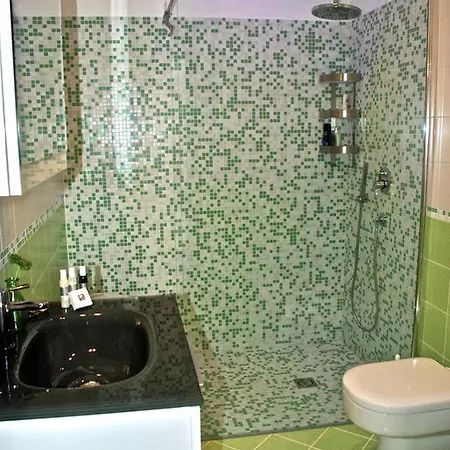 Bed & Breakfast Sotto Il Faro - Trieste