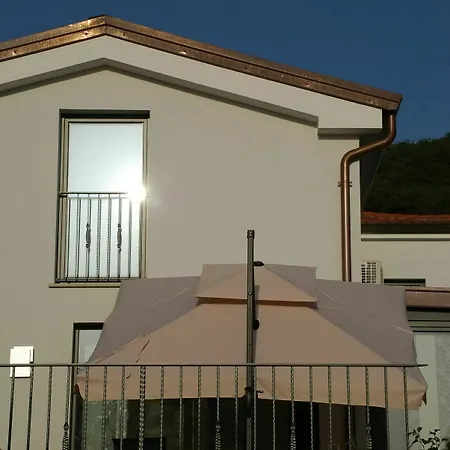 Sotto Il Faro - Triëst