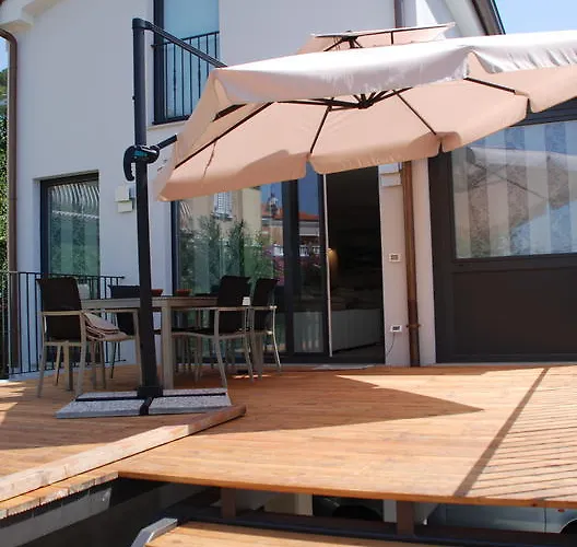 Bed & Breakfast Sotto Il Faro - *