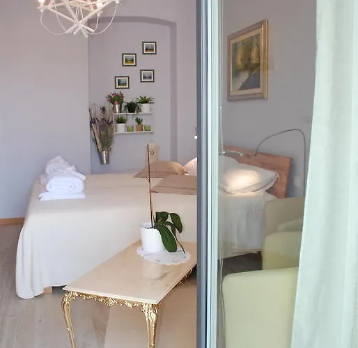 Sotto Il Faro - Trieszt